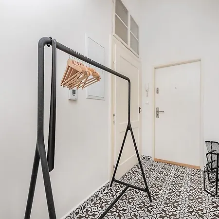 Apartman 2-bedroom With Quiet Courtyard View And Free Parking Prága