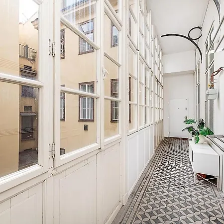 2-bedroom With Quiet Courtyard View And Free Parking Apartman Prága